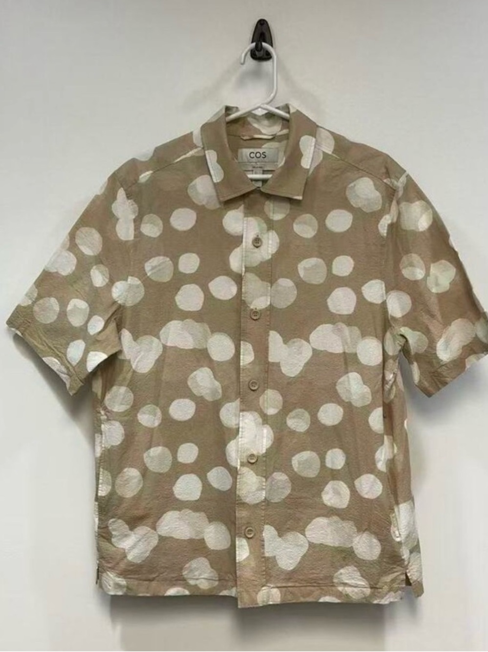 COS Men’s Tan Short-Sleeve Asymmetrical Polka Dot Shirt with White Spots